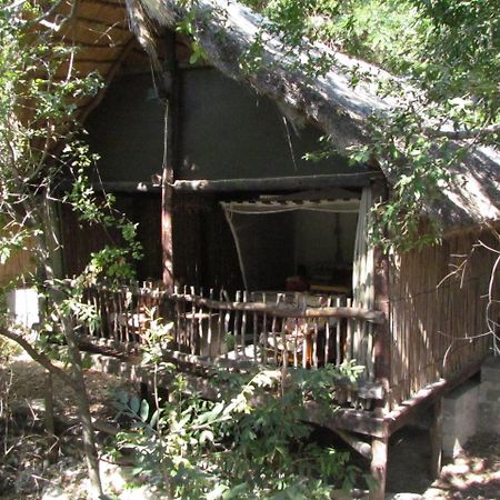 Caprivi Houseboat Safari Lodge كاتيما موليلو المظهر الخارجي الصورة