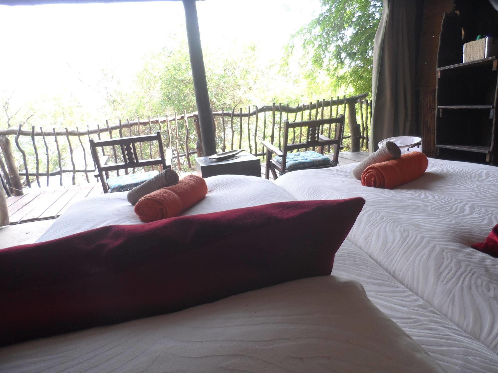 Caprivi Houseboat Safari Lodge كاتيما موليلو المظهر الخارجي الصورة