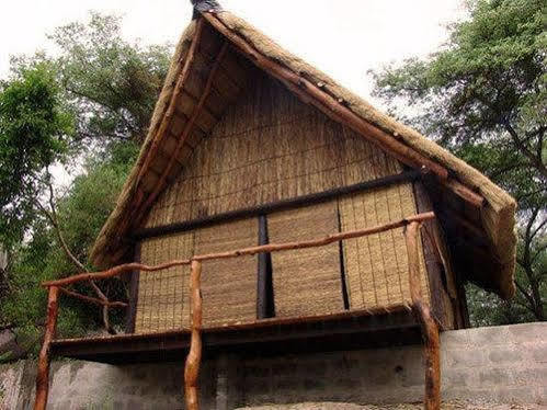 Caprivi Houseboat Safari Lodge كاتيما موليلو المظهر الخارجي الصورة